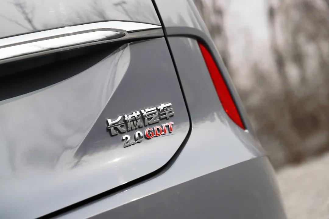 哈弗h6三代2.0t与长安cs75plus2.0,h6哈弗3.0t