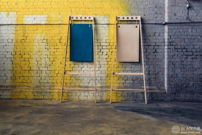 这款家具完美地适用于小的快闪店、咖啡馆甚至是DIY空间