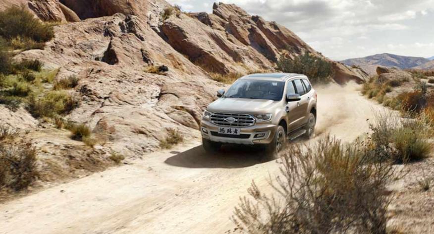 丰田普拉多价格最低的一款,丰田普拉多硬派越野车