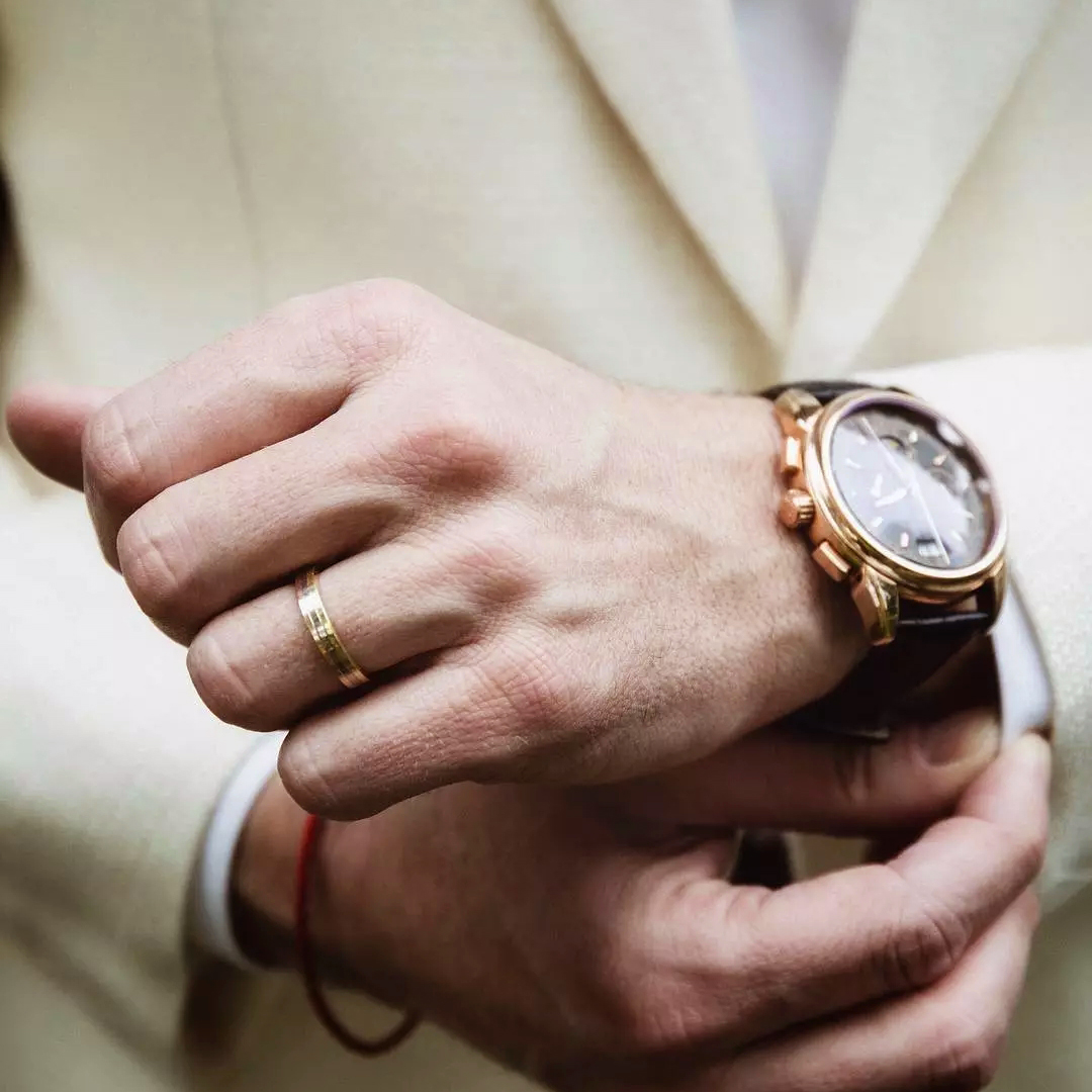 男戒很难看？因为你们没看过这些设计