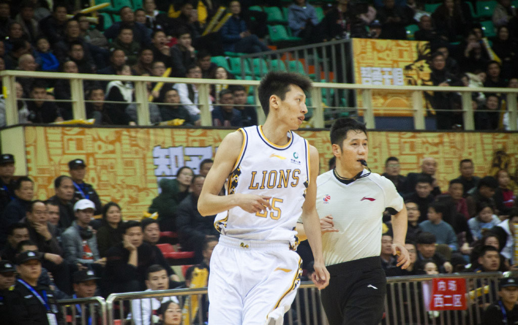 广厦男篮李春江最好战绩,李春江在广厦的战绩