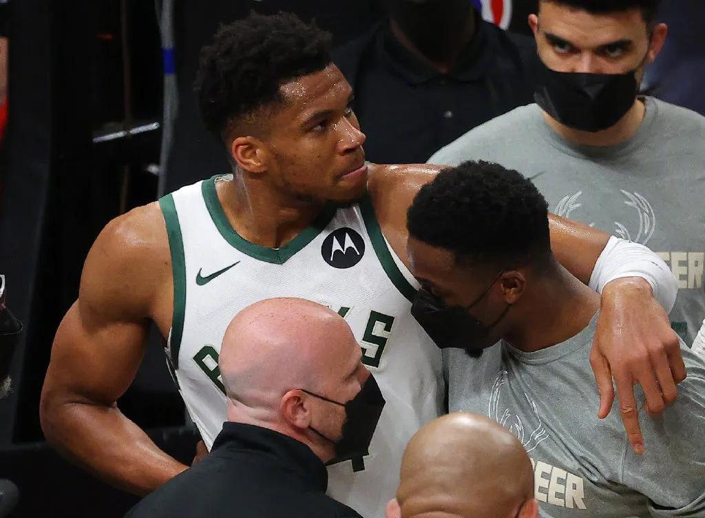 字母哥受伤比欧文重吗,字母哥又受伤了吗