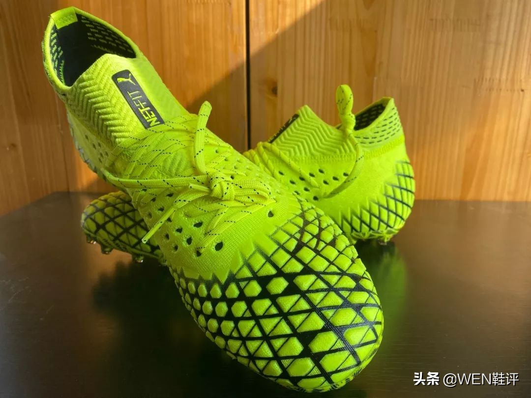 pumafuture足球场,pumafuture4.1荧光绿