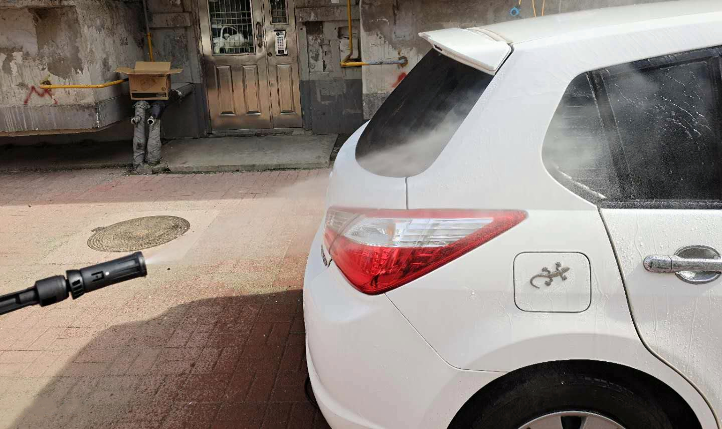 亿力黑骑士洗车机质量怎么样呢,家用亿力黑骑士洗车机洗车视频