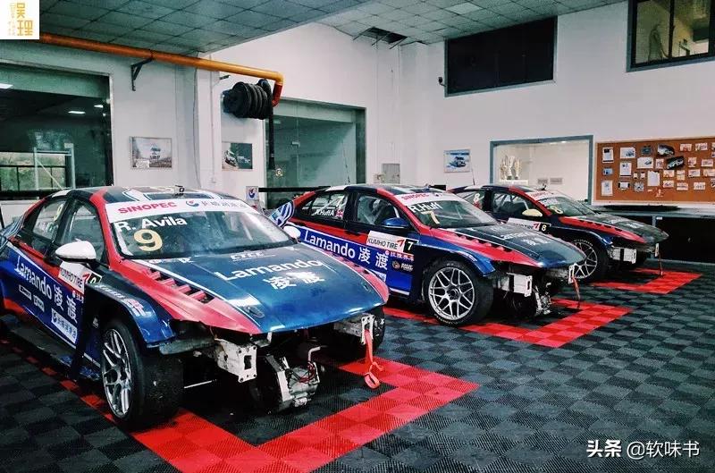 韩寒练习开赛车,韩寒什么时候开始玩赛车的