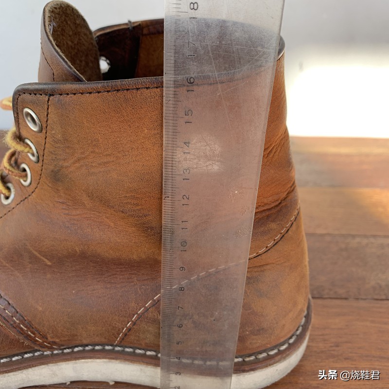 红翼875和添柏岚大黄靴选哪个,添柏岚马丁靴如何确定经典款