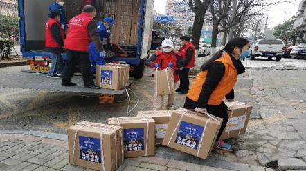 再加码！共青团中央通过中国青年创业就业基金会再募集1200余万元款物支援湖北等地!