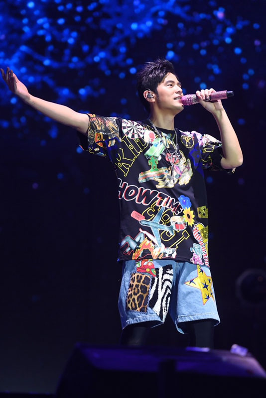 意大利时尚的引领者,意大利时尚moschino