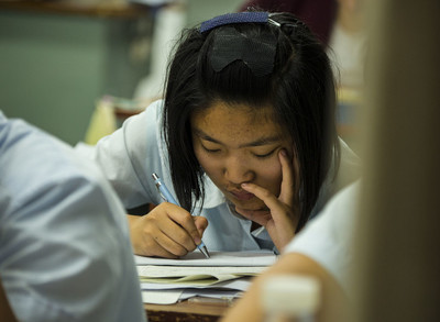 初中生的作业怎么那么多,初三学生的作业