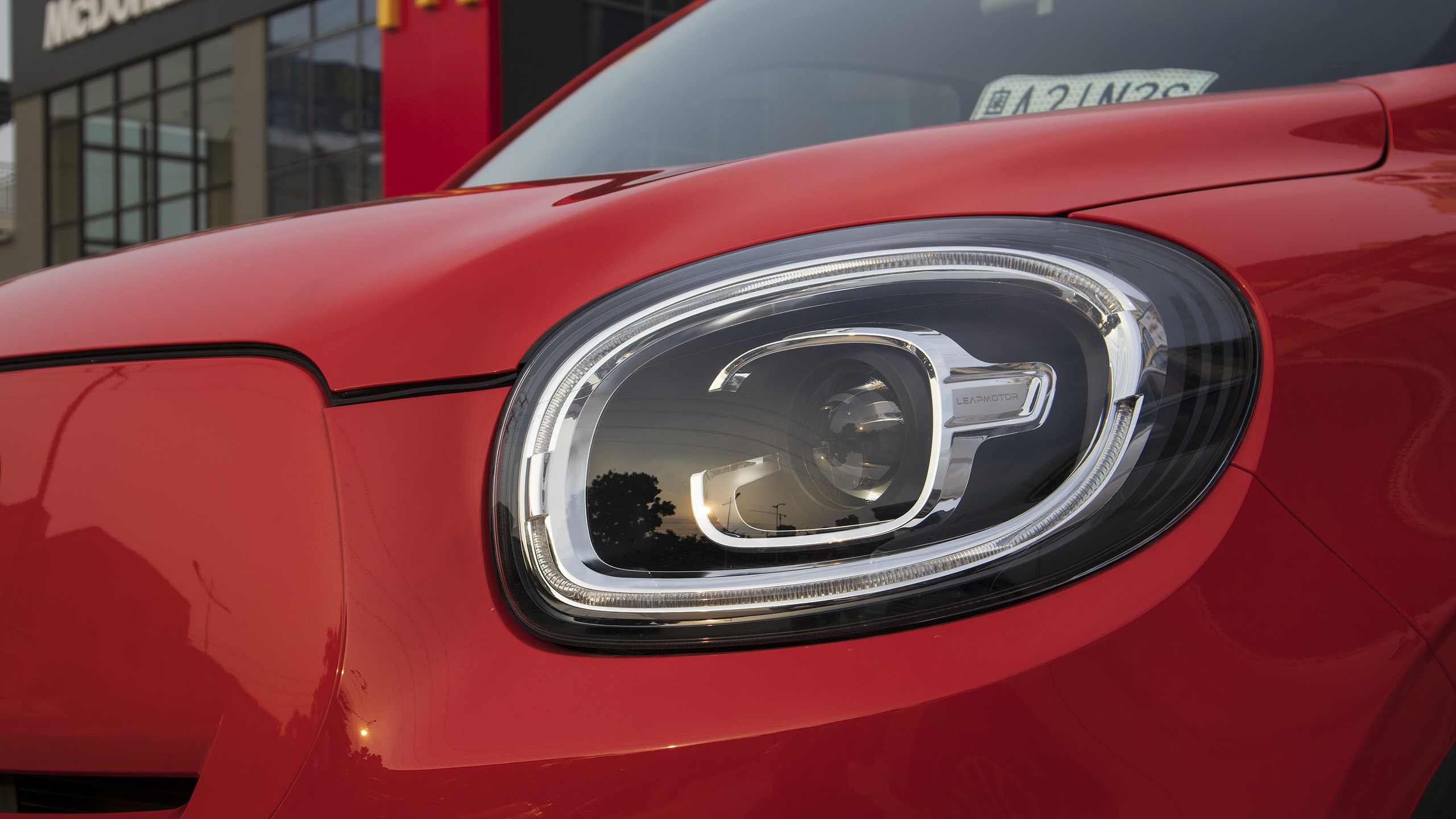 403公里续航,零跑t03310轻享版深度体验