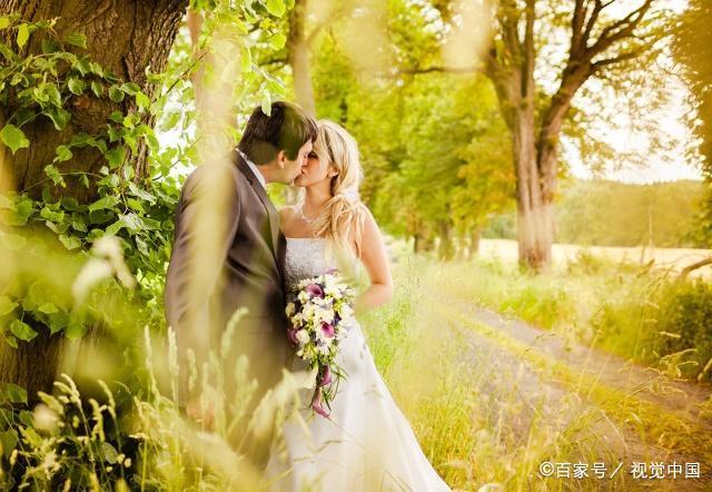 新婚你们是怎么过的,新婚那天你们是怎么度过的