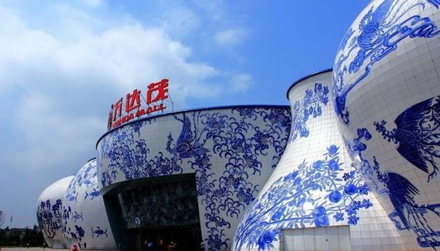 王健林很生气,王健林孙宏斌一层楼