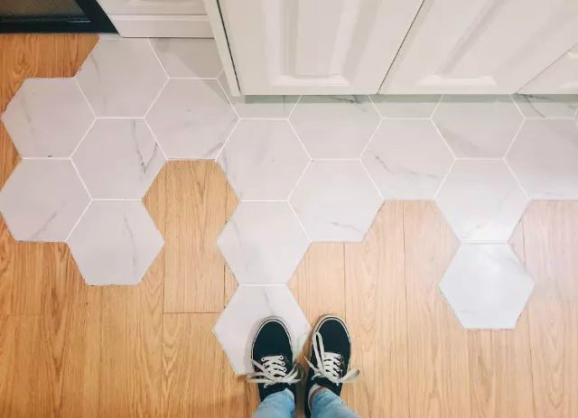 温馨装修风格瓷砖上墙,地面怎么装修效果好看