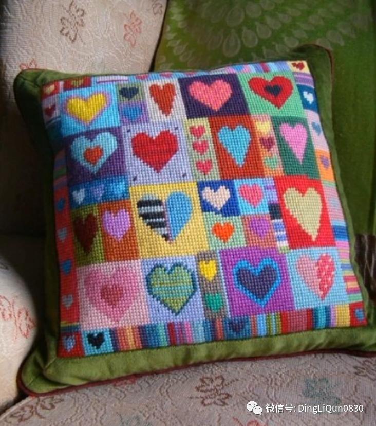 绣好的十字绣抱枕,十字绣新款圆形抱枕图案大全
