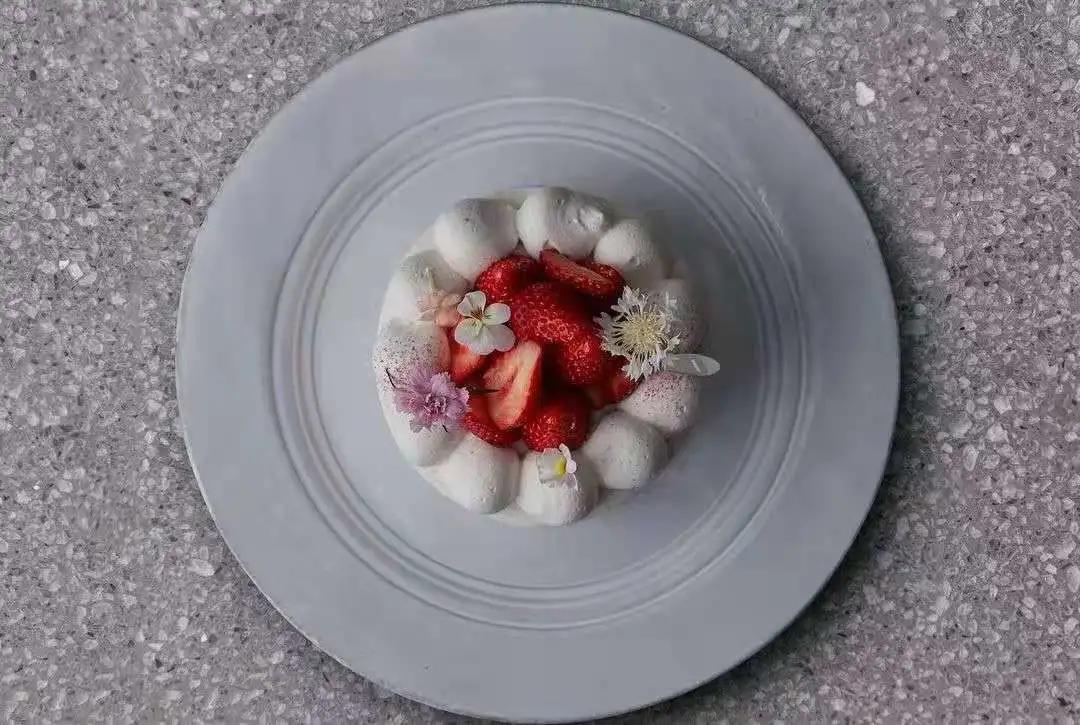 简单款式的母亲节蛋糕图片,六种不同口味母亲节蛋糕