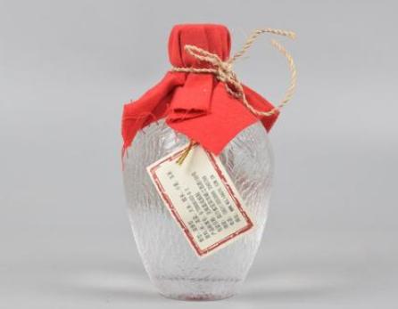 什么白酒最容易上头,什么白酒喝着淡却很上头