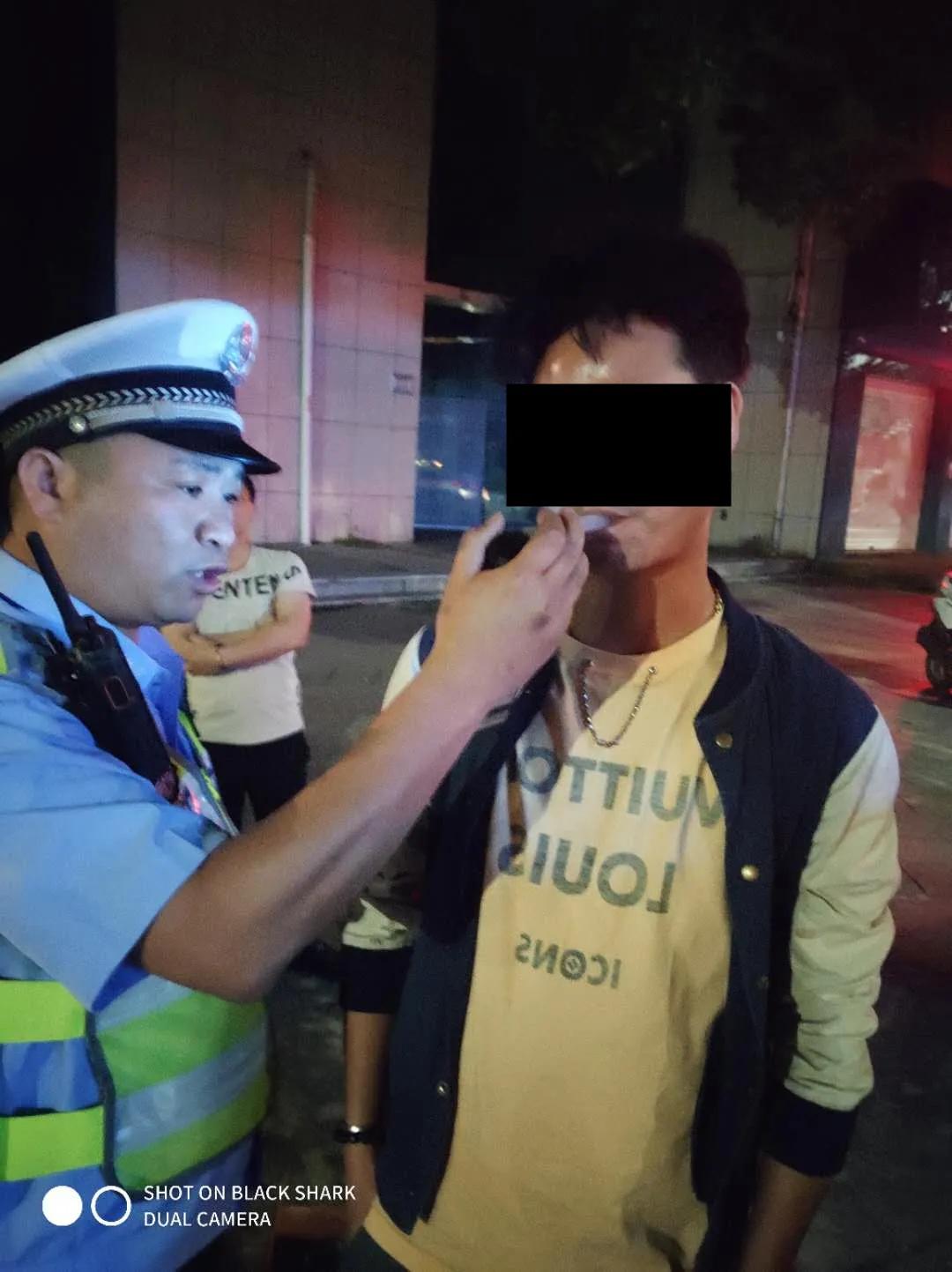 没驾驶证开别人的车被扣了怎么办,驾照被扣留6个月罚34分