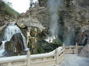 腾冲温泉旅游攻略自由行,云南腾冲热海温泉旅游