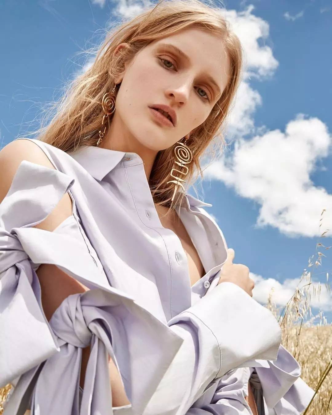 模仿妈妈的穿搭技巧,模仿20年前妈妈的穿搭