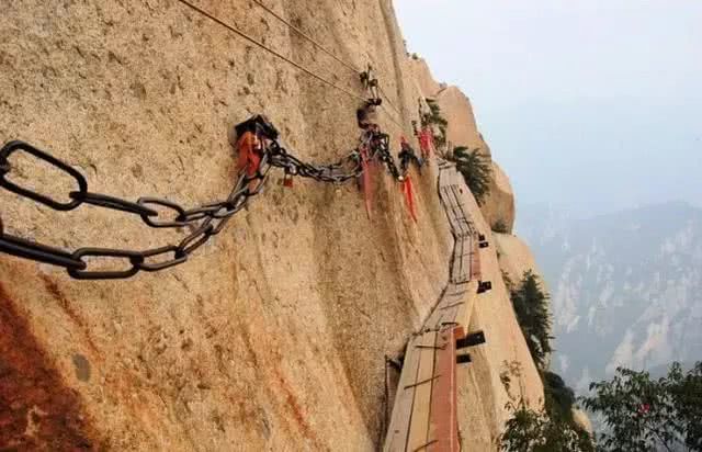华山现在还难爬吗,华山真的很难爬吗