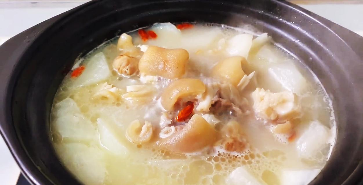 冬天暖胃掌握几点炖菜色香味俱全,降温了这18道炖菜最适合现在