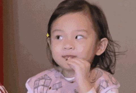 胶水滴眼睛处理方法,胶水滴到眼睛会自愈吗