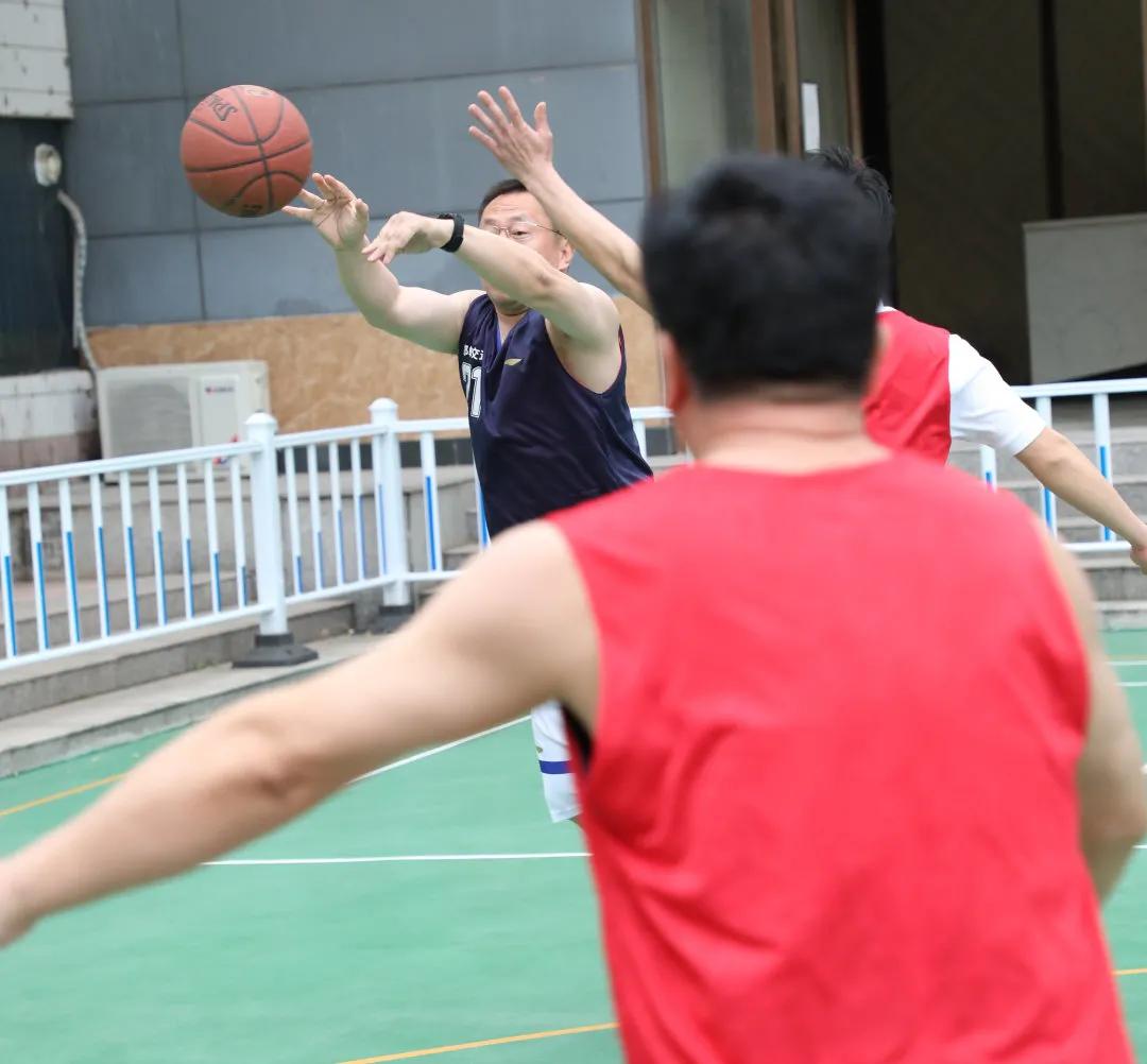 高燃时刻来袭，邯郸市交通运输局以特有方式庆祝五四青年节