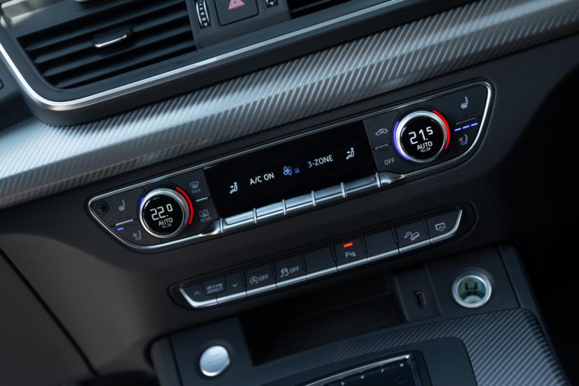 奥迪q5l豪华致雅型座椅,奥迪q5l豪华动感沉浸式体验