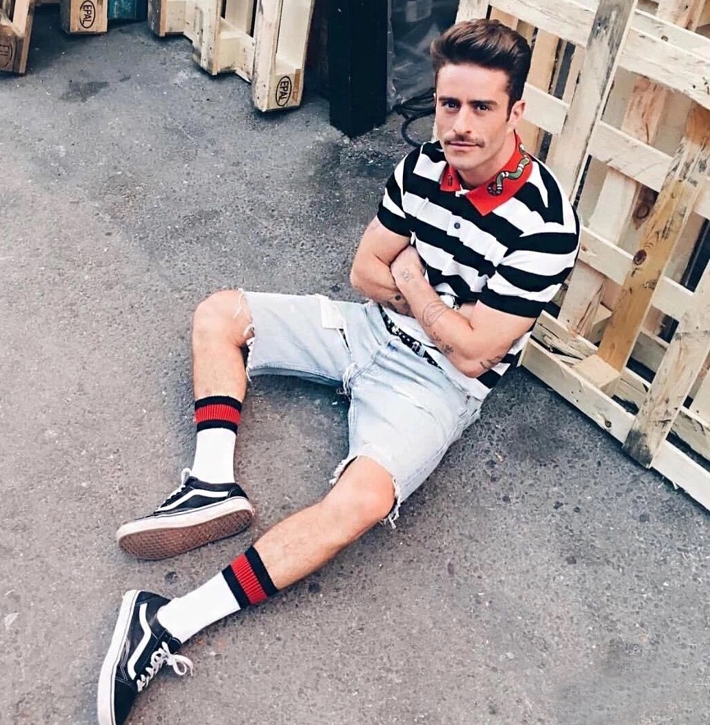 polo衫穿搭技巧男,polo衫的常见搭配方法