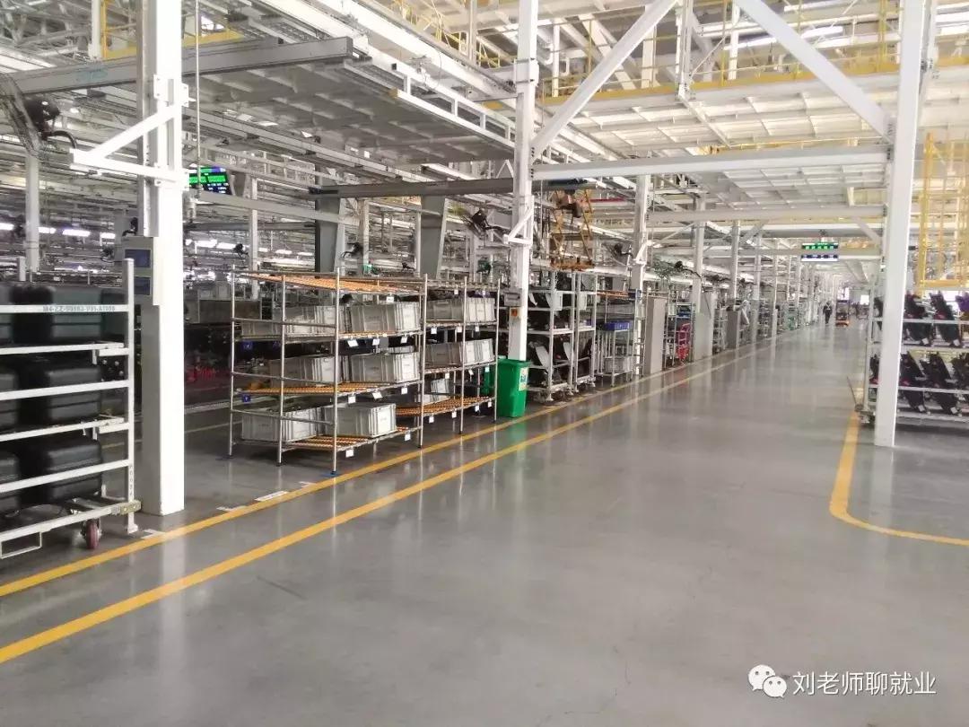 带大家看看单位的公务车辆,带你看单位