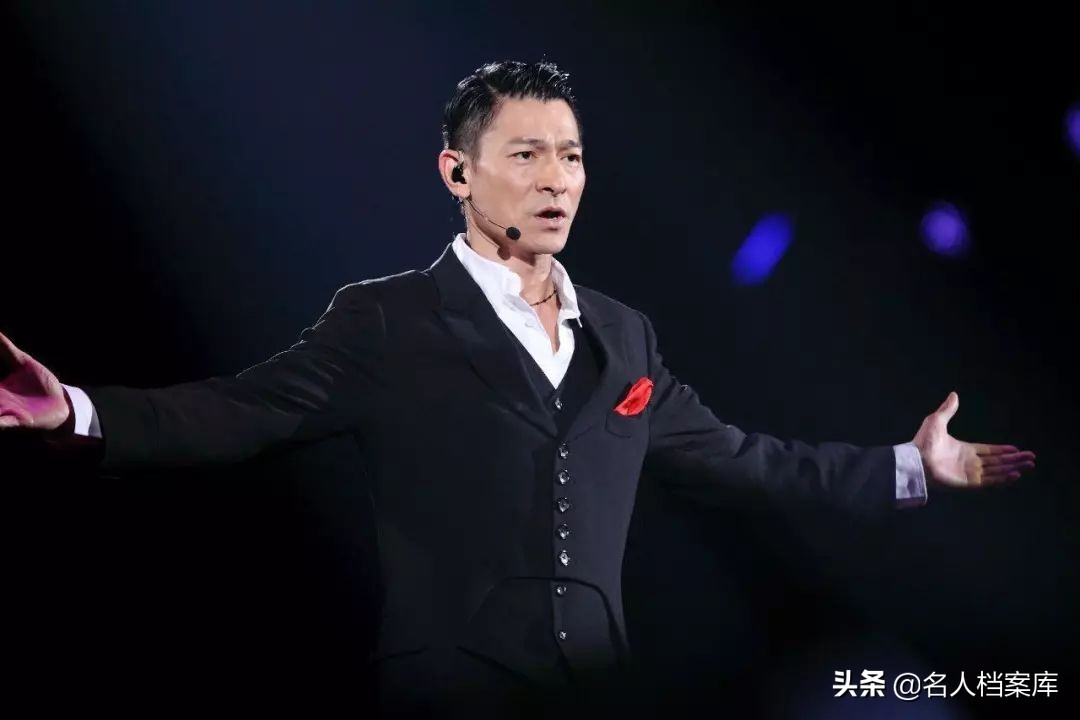 四大天王刘德华混的最好吗,四大天王为什么刘德华最火