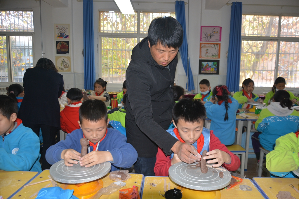 郧西县城关镇中小学双减成果展示,双减措施小学