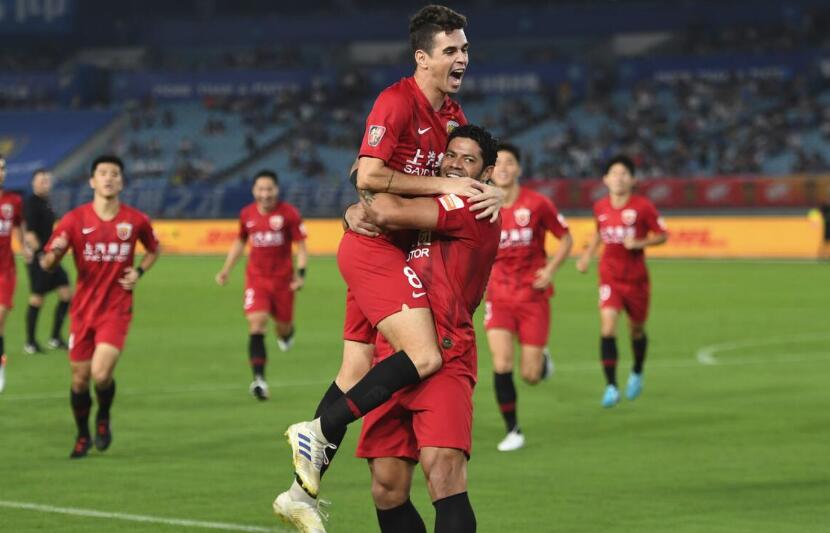 上海上港主裁判,上港国安大战主裁判引争议视频