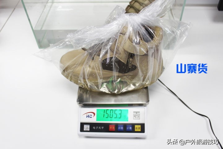 户外装备打假贴：*力暴**测评让你弄清山寨和正品军靴的区别（下）