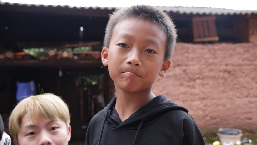 我们去了趟哔哩哔哩美丽小学，和B站小学生斗了波舞