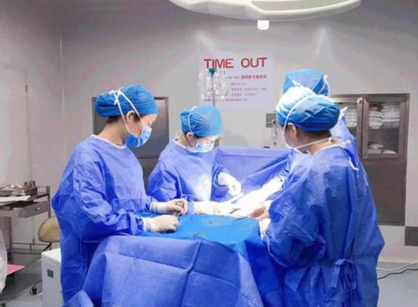 剖腹产后回病房会被看光吗,剖腹产后观察多久可以回病房