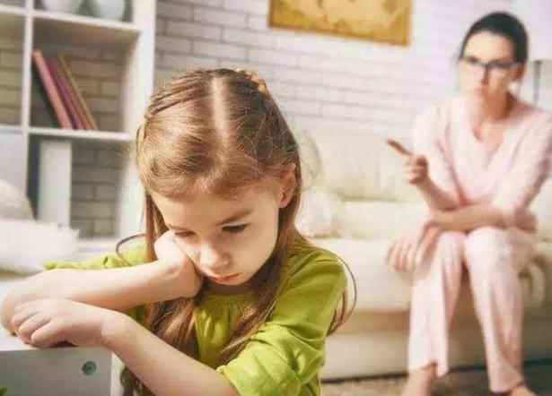 6岁小孩动不动就哭心理有问题,小孩老哭老闹是怎么回事
