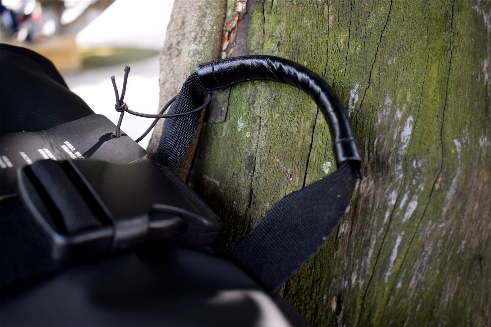 黑色软皮双肩包测评,耐脏双肩包测评