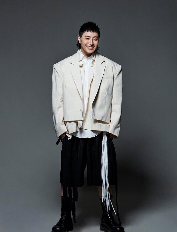 潘玮柏和王思聪关系,果然妻管严