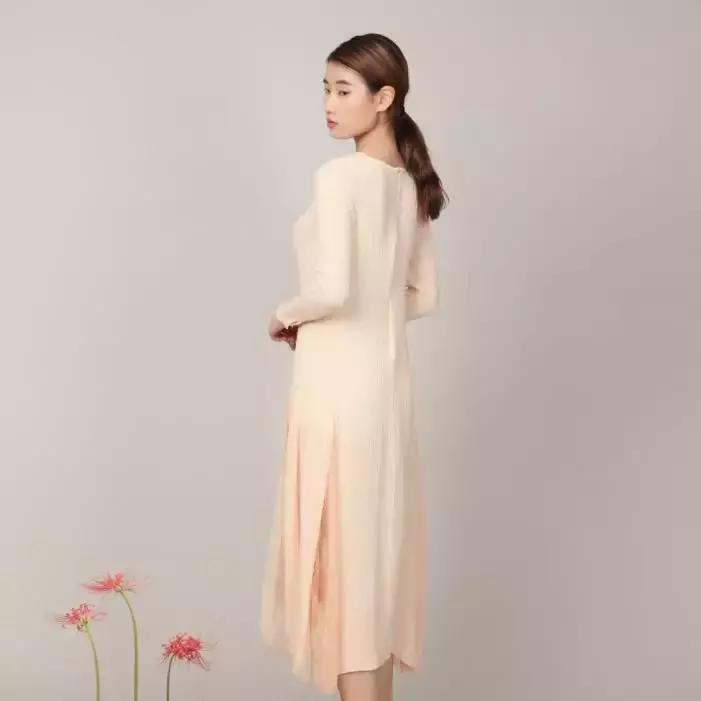 5周年庆|READ_ME重装开业，优雅来袭