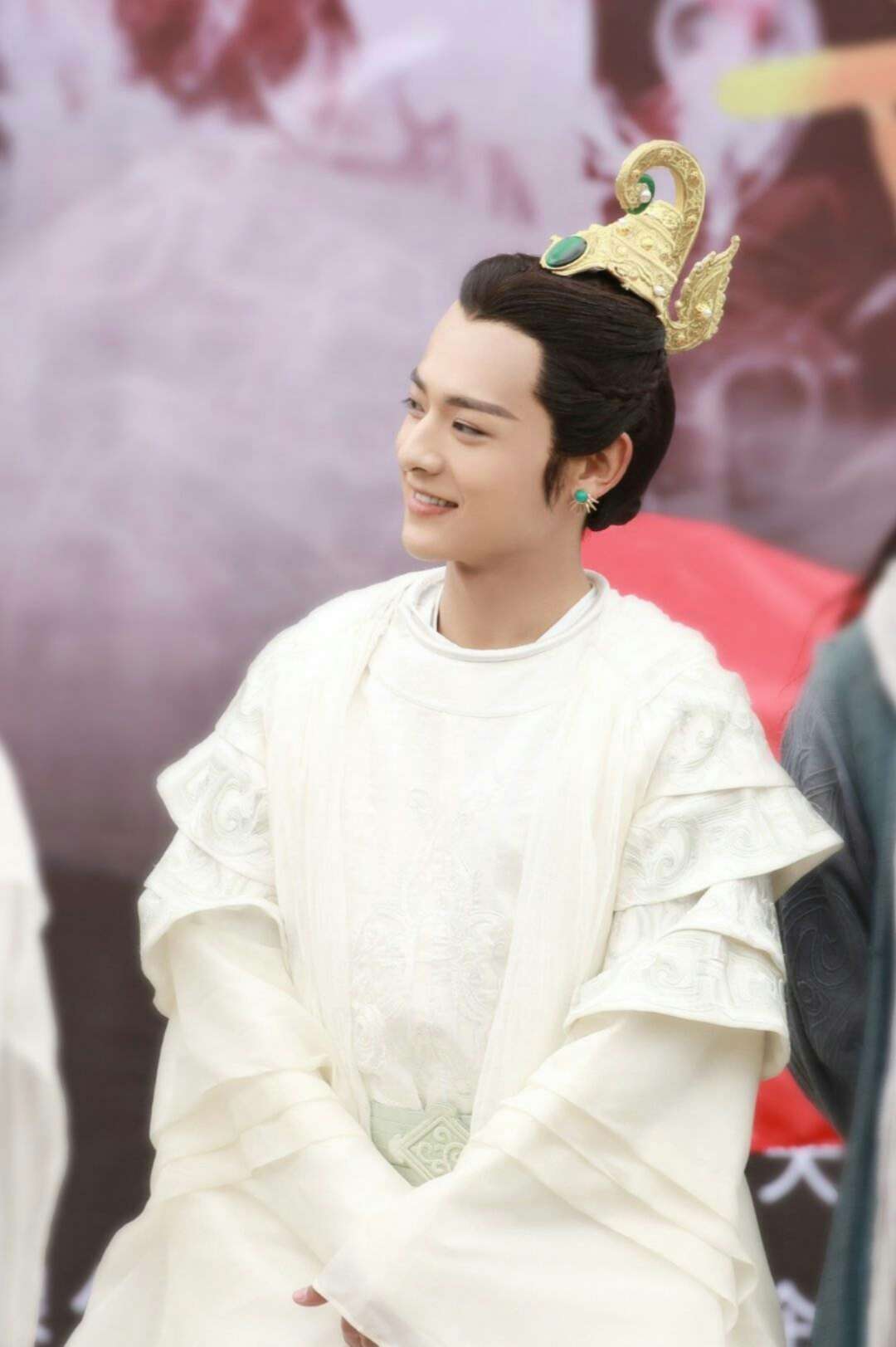 《天龙八部》再翻拍:尔晴变阿朱,乔帮主这回又“乔疯”了?