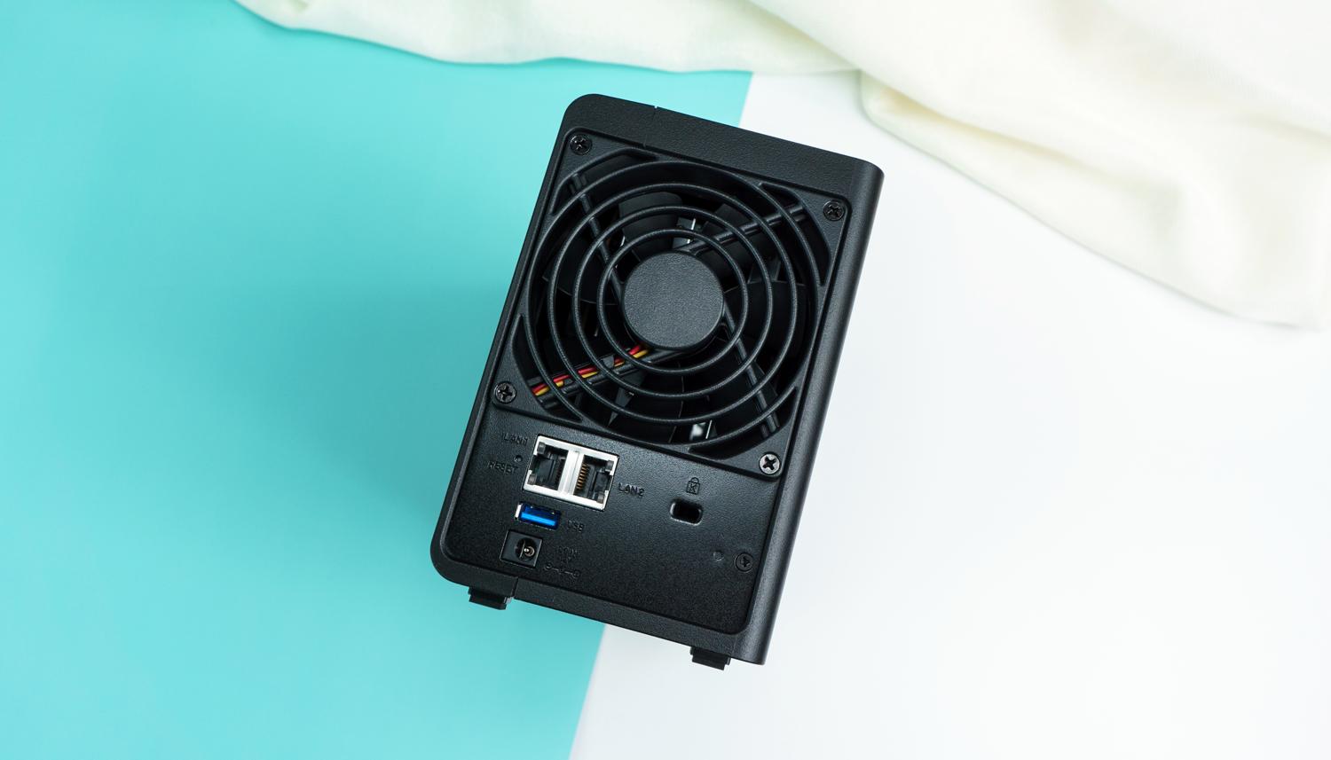 群晖ds220+详细评测,群晖ds220跟绿联dx4600哪个好