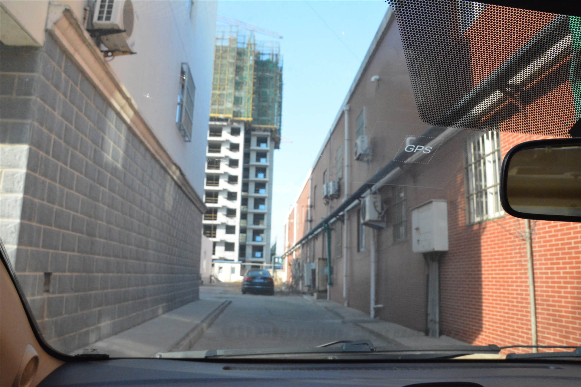 行车记录仪加倒车影像安装教程,长虹倒车影像行车记录仪安装