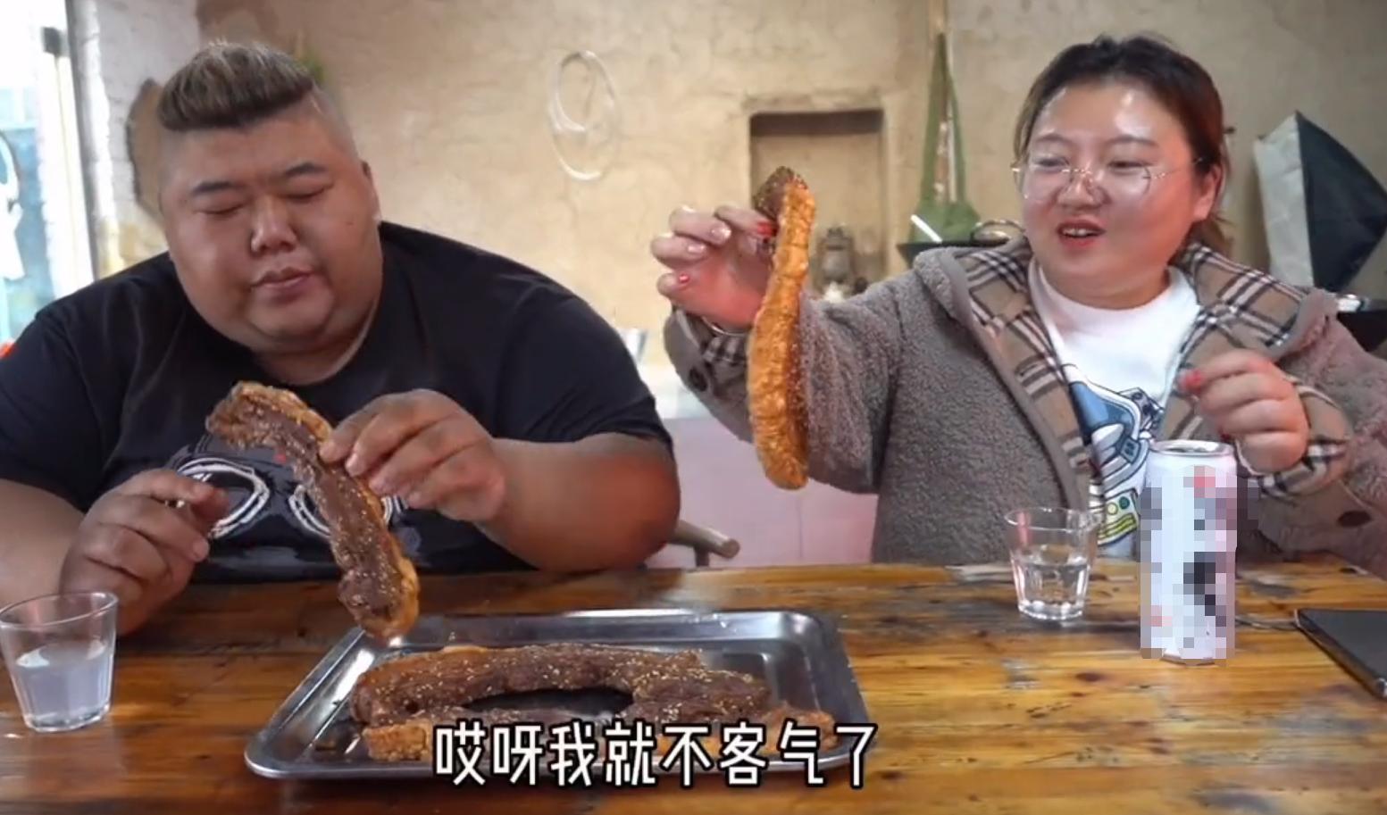 胖猴仔满脸黑斑,胖猴仔身体发黑