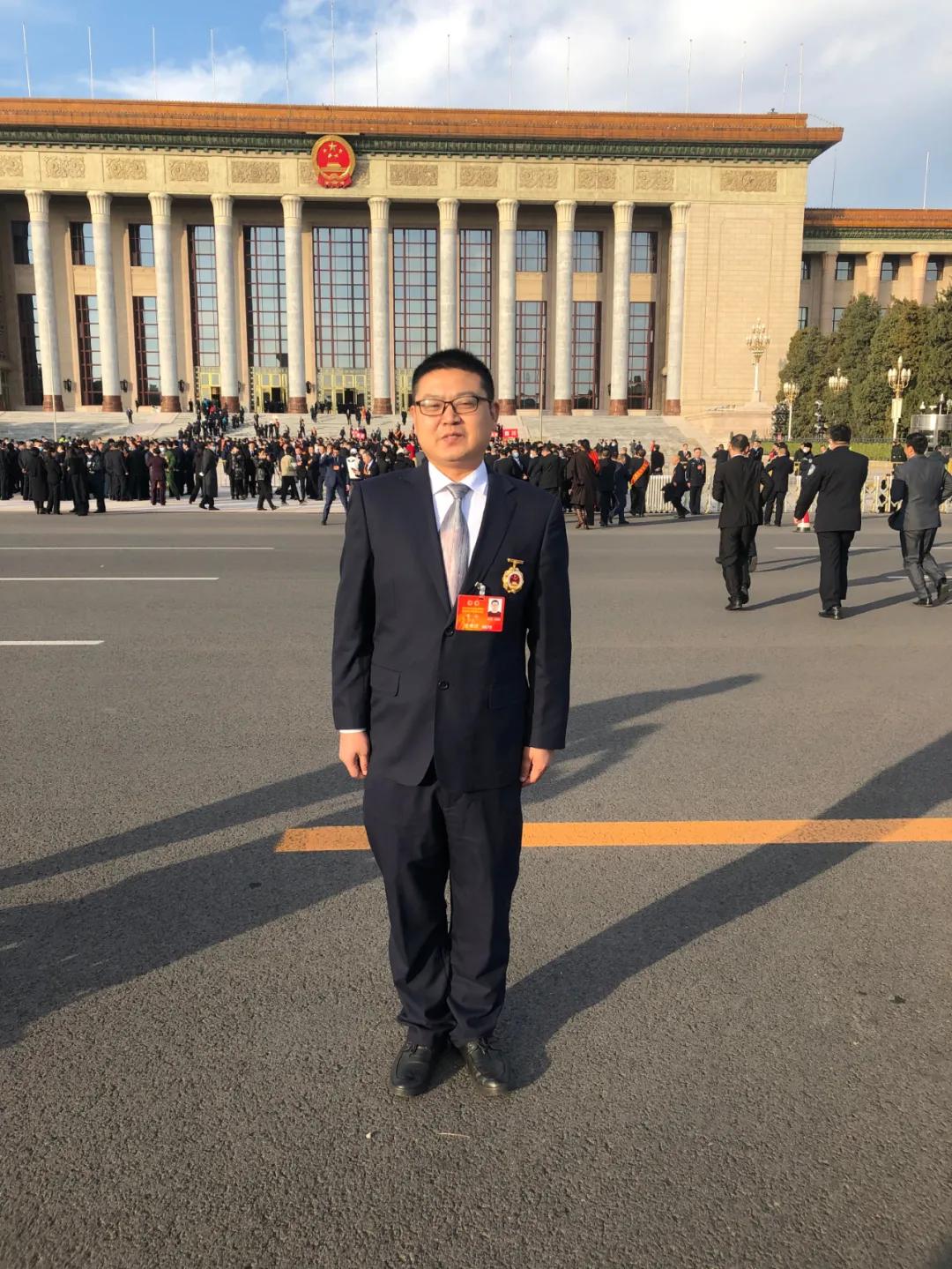 泰州劳模及五一奖章待遇,张劲松泰州劳模