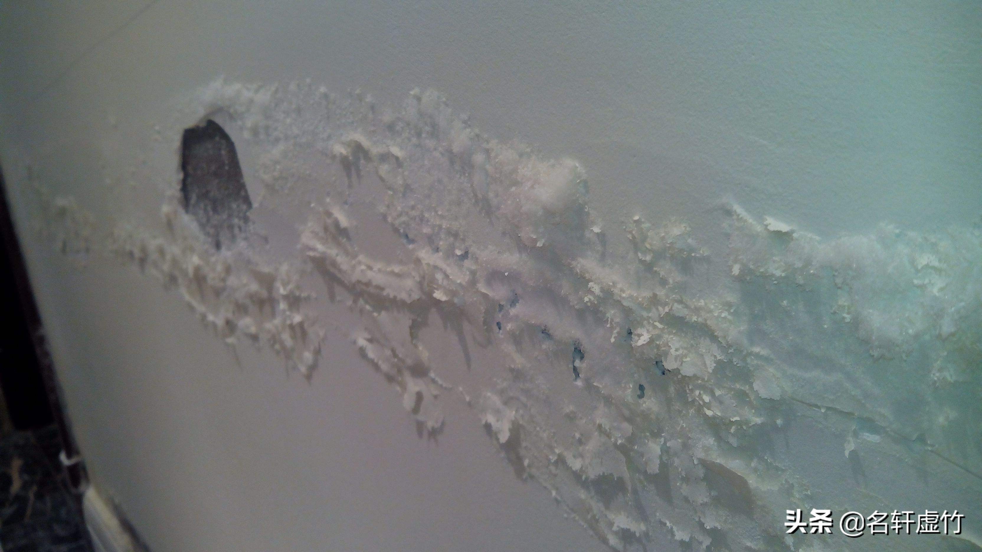 天花板墙体脱皮是什么原因,天花板发霉空鼓起皮什么原因