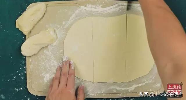 煎饼该怎么做好吃又简单,饭店茴香煎饼的做法