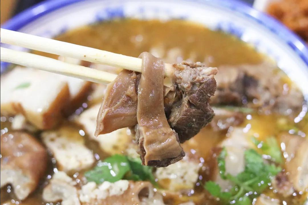 太原地铁2号线周边美食,太原附近人气最旺的美食街