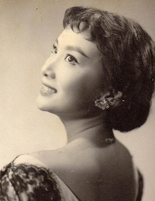 夏梦：金庸的梦中情人，刘德华的伯乐，著名导演为她终生未婚