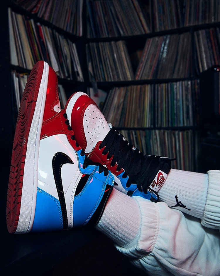 aj1和yeezy哪个值得入手 (aj1和yeezy哪个值得买)